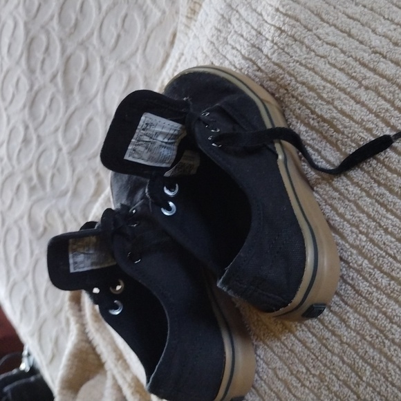 4@30.00 or 20.00 Boys Shoes by FILLA - Picture 10 of 10